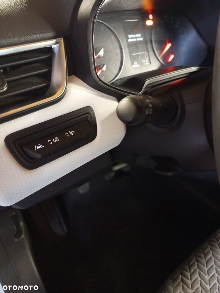 Renault Clio - 28