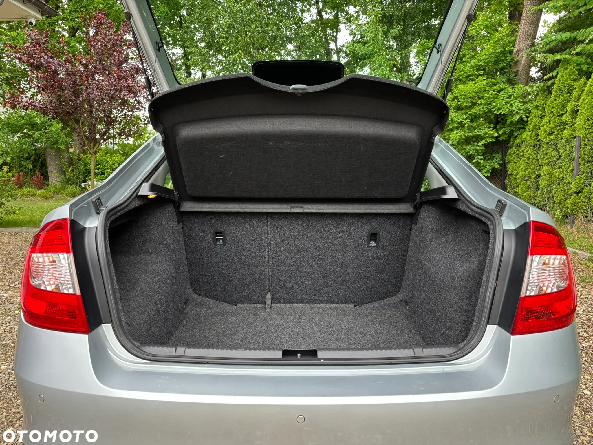 Skoda RAPID 1.6 TDI DPF Ambition - 9