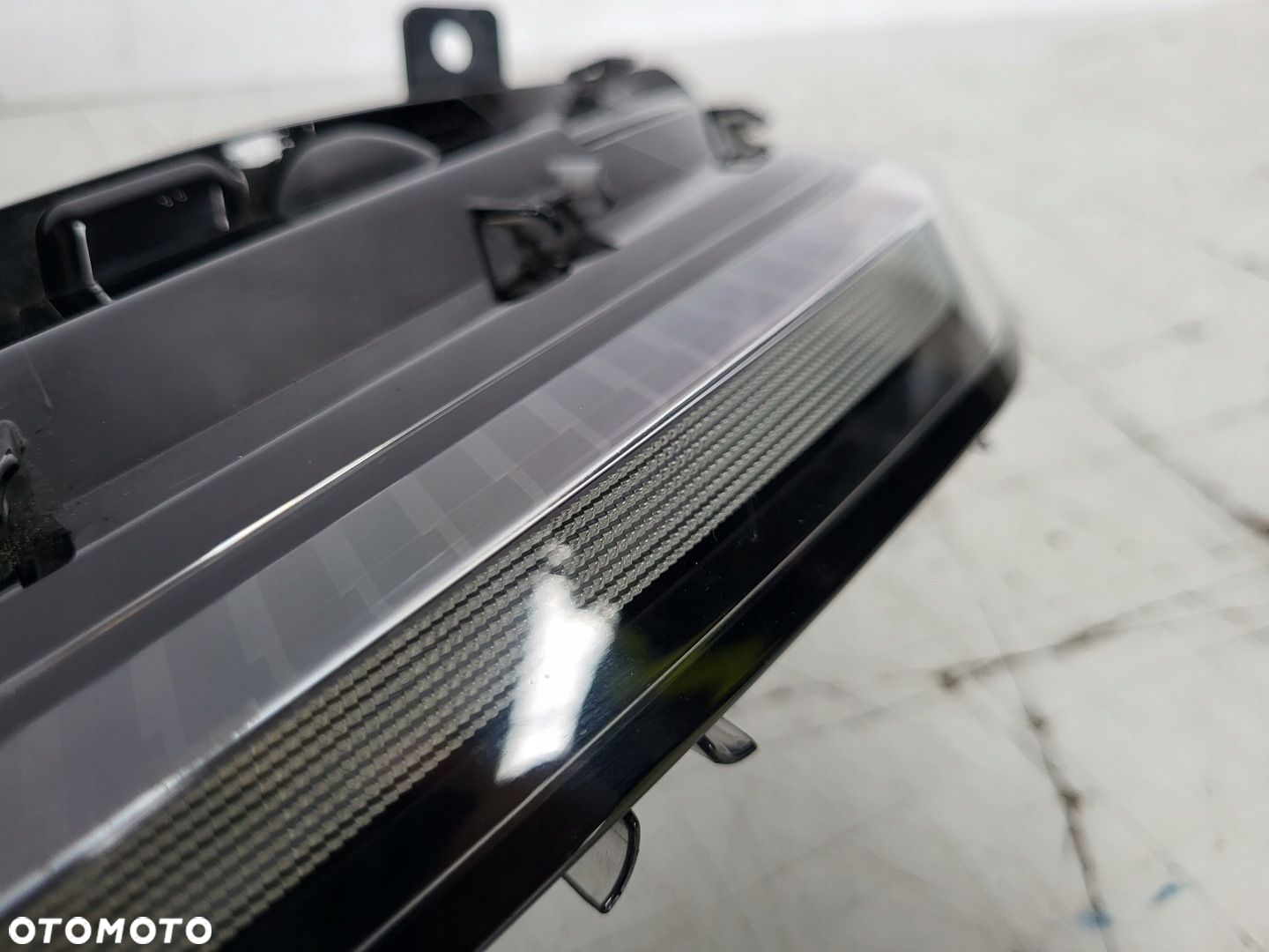 Peugeot 308 III LAMPA LED DRL HALOGEN PRAWY - 7