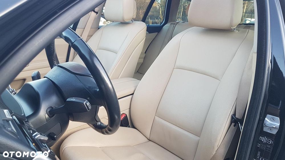 BMW Seria 5 520d xDrive - 20