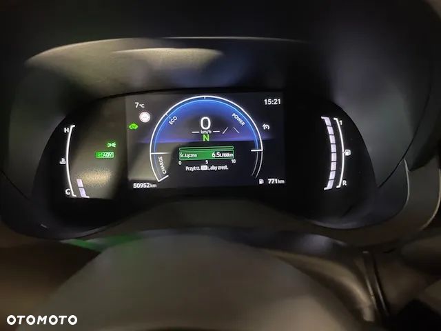 Toyota Yaris Cross Hybrid 1.5 Comfort - 16