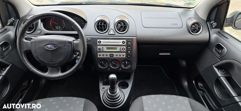 Ford Fiesta - 6