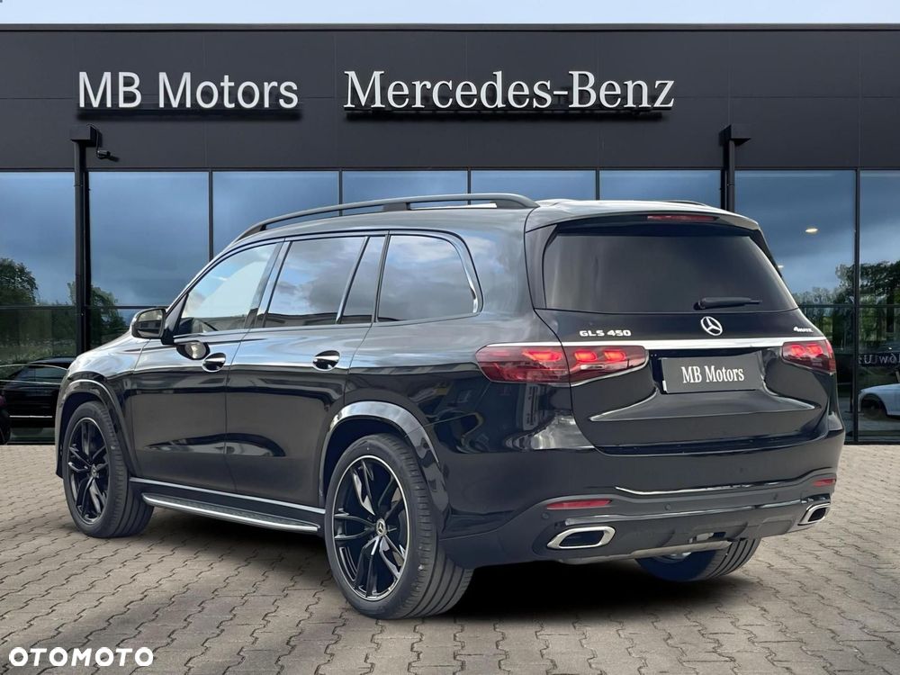 Mercedes-Benz GLS - 12