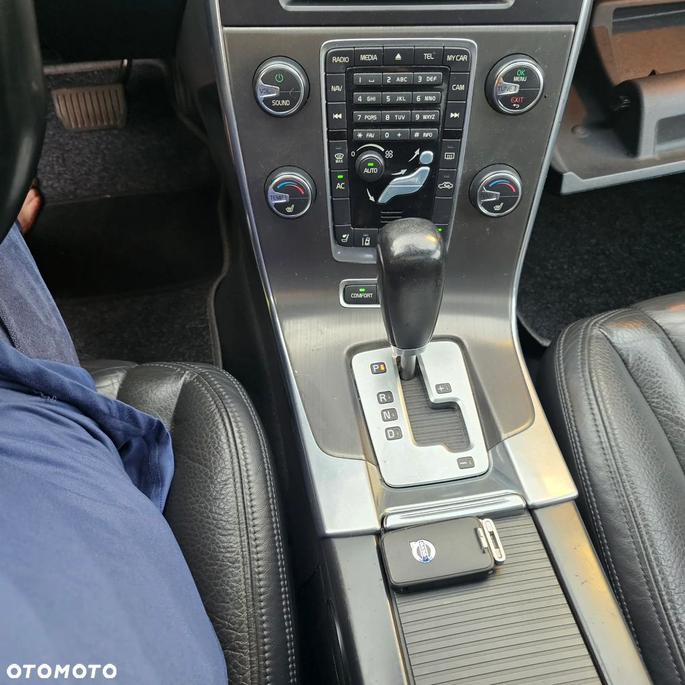 Volvo S60 T6 AWD Summum - 9