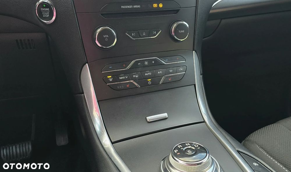 Ford S-Max 2.0 EcoBlue Twin-Turbo Titanium - 20