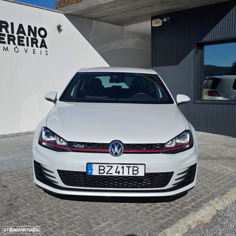 VW Golf 2.0 TSi GTi DSG - 9