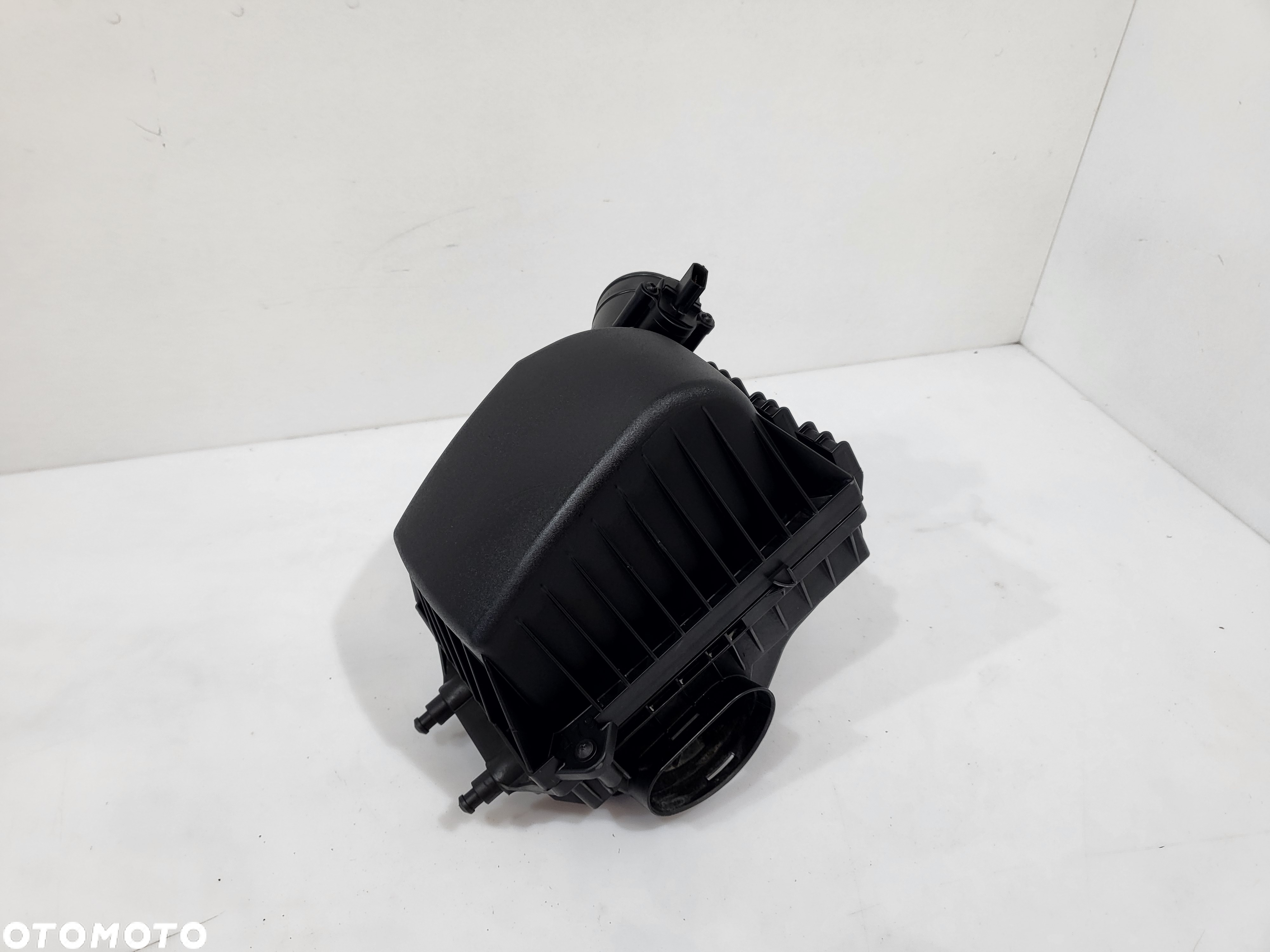 OPEL MOKKA X OBUDOWA FILTRA POWIETRZA 1.6  13484479 - 2