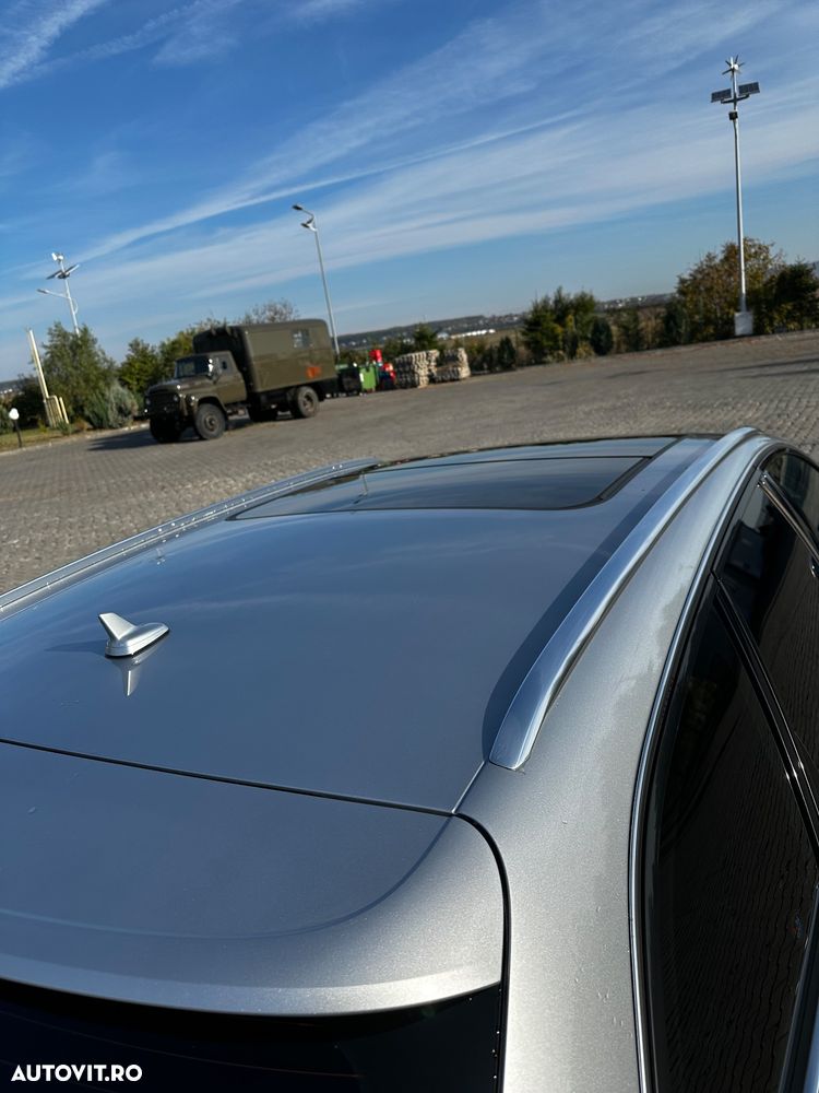 Audi A6 Avant 2.0 TDI Ultra S tronic - 8