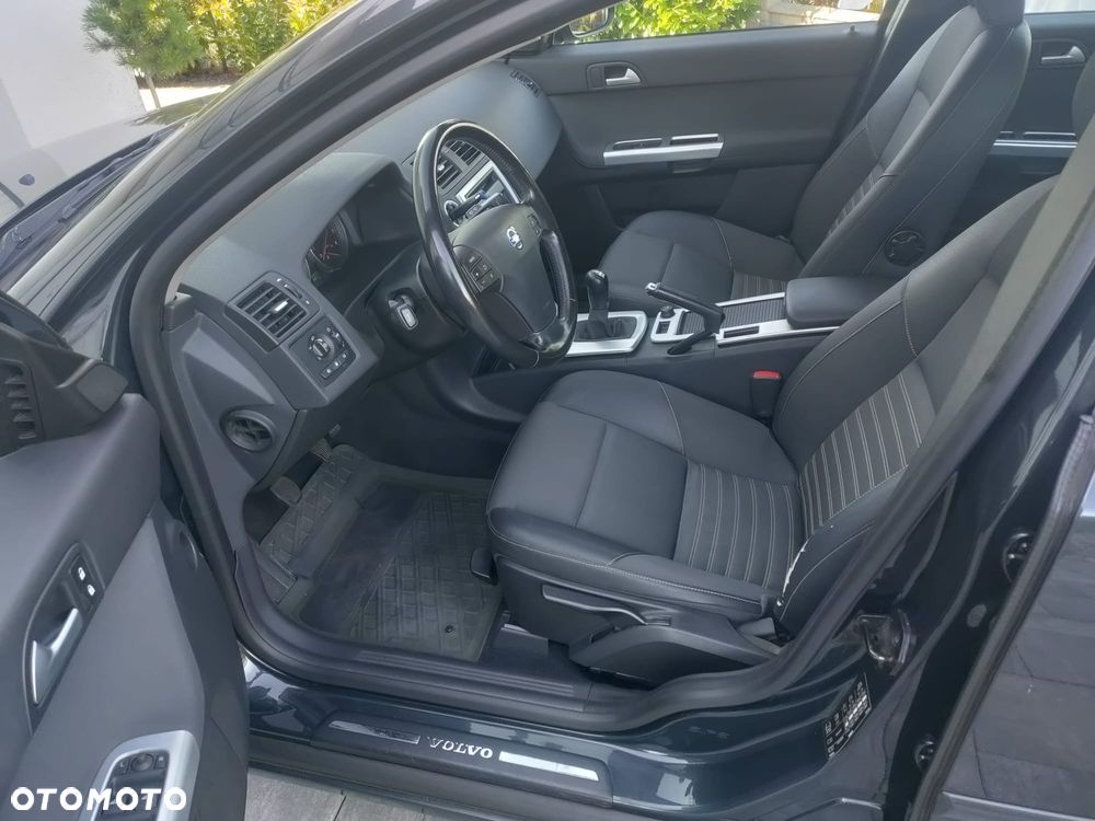 Volvo V50 2.0 Momentum - 6