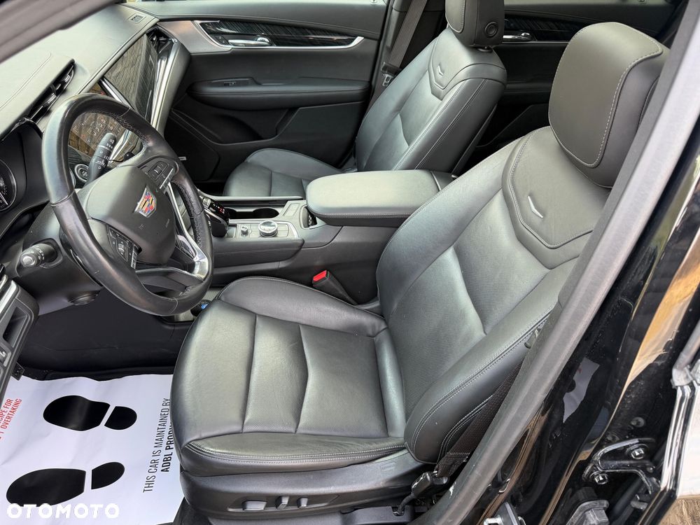 Cadillac XT6 - 16