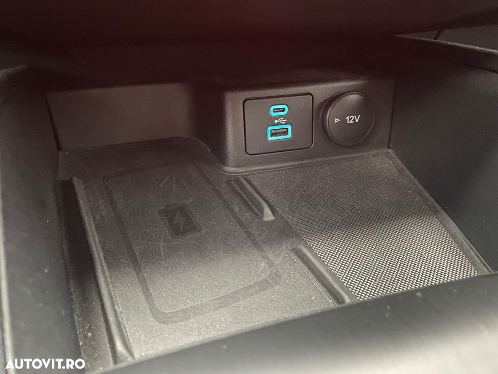 Ford Kuga 2.0 EcoBlue A8 AWD Titanium - 12