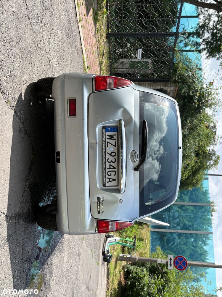 Daihatsu Trevis - 15
