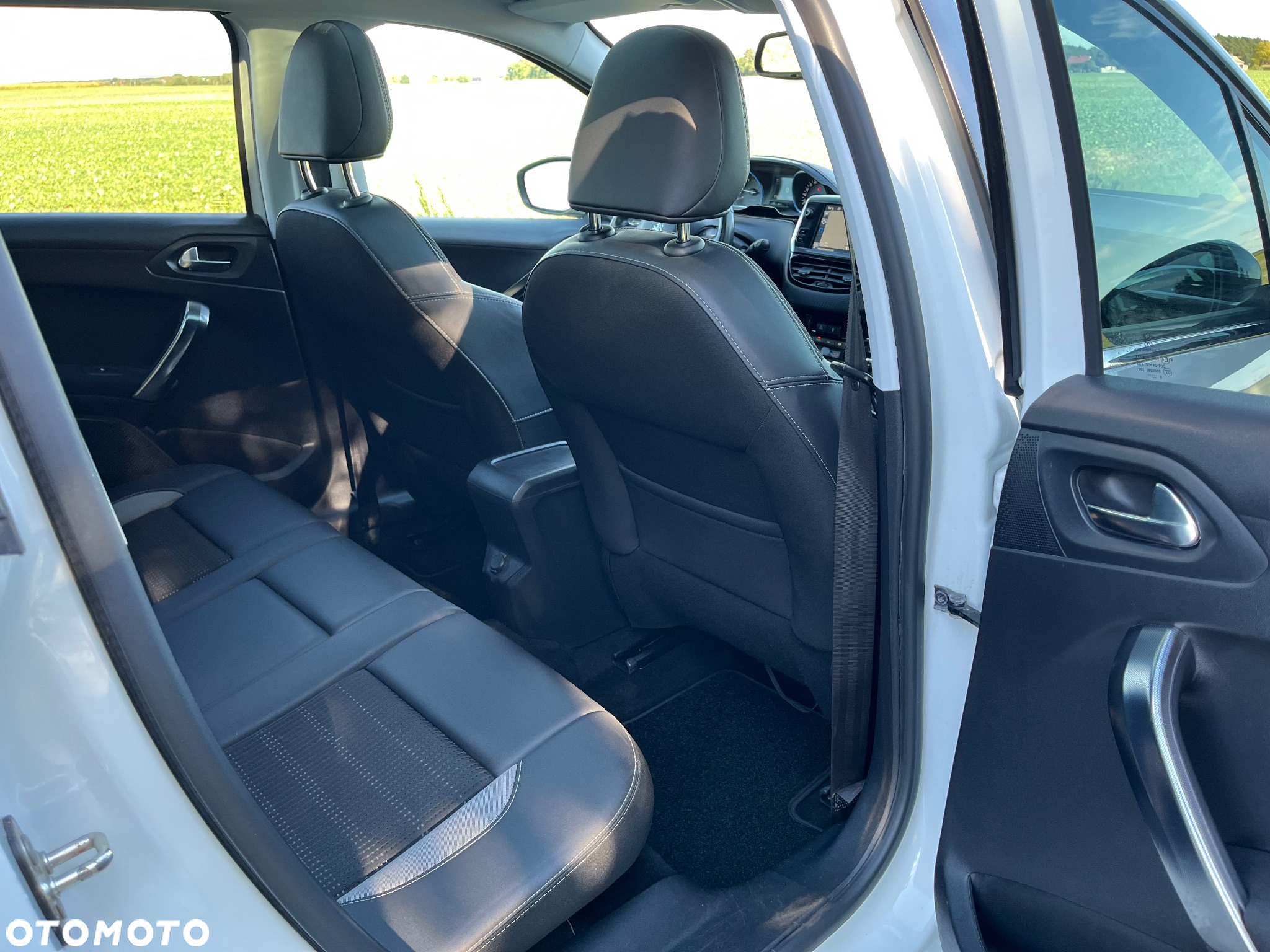 Peugeot 2008 - 30