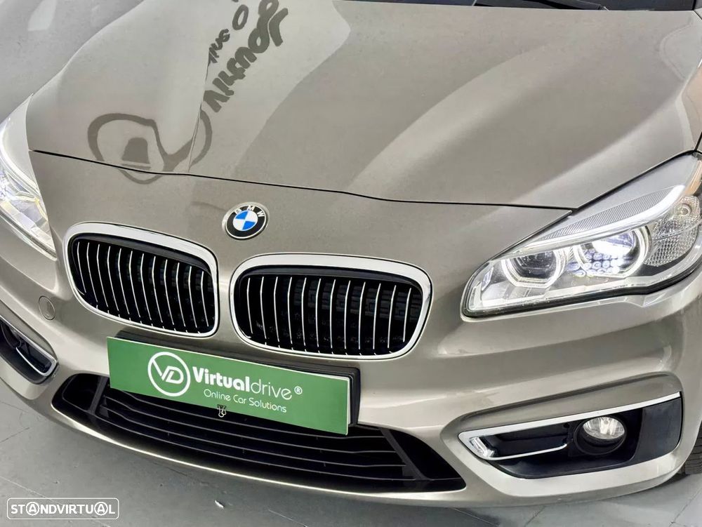 BMW 218 Active Tourer d Line Luxury - 19