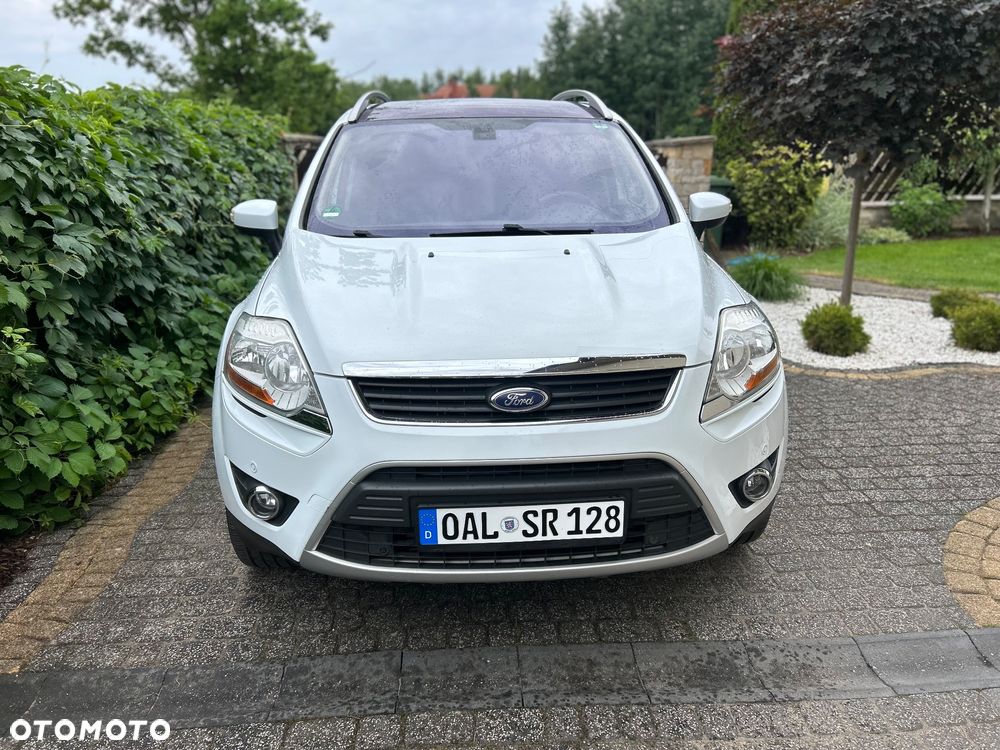Ford Kuga 2.0 TDCi 2x4 Titanium - 4