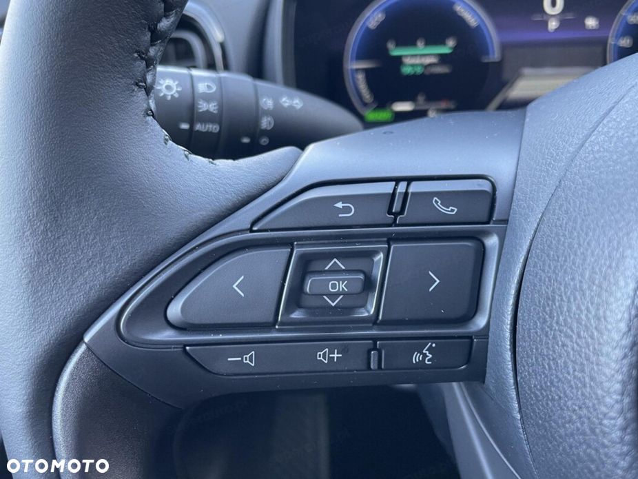 Toyota Yaris - 10