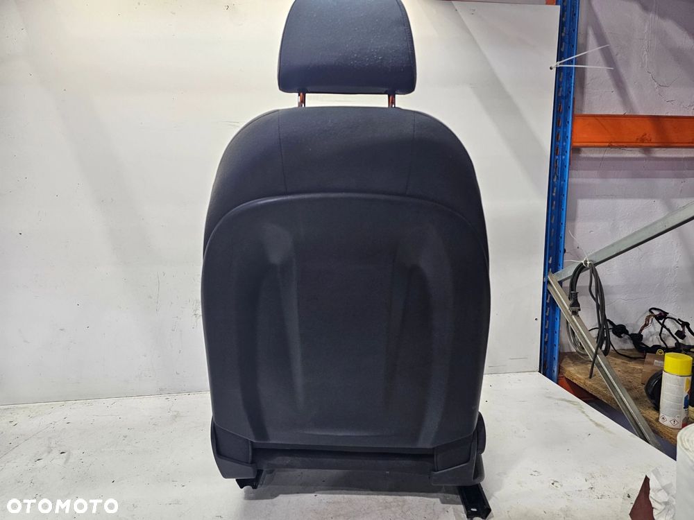 FOTEL STELAŻ PASAŻERA AUDI A3 8V SPORTBACK 5Q4881106D - 7