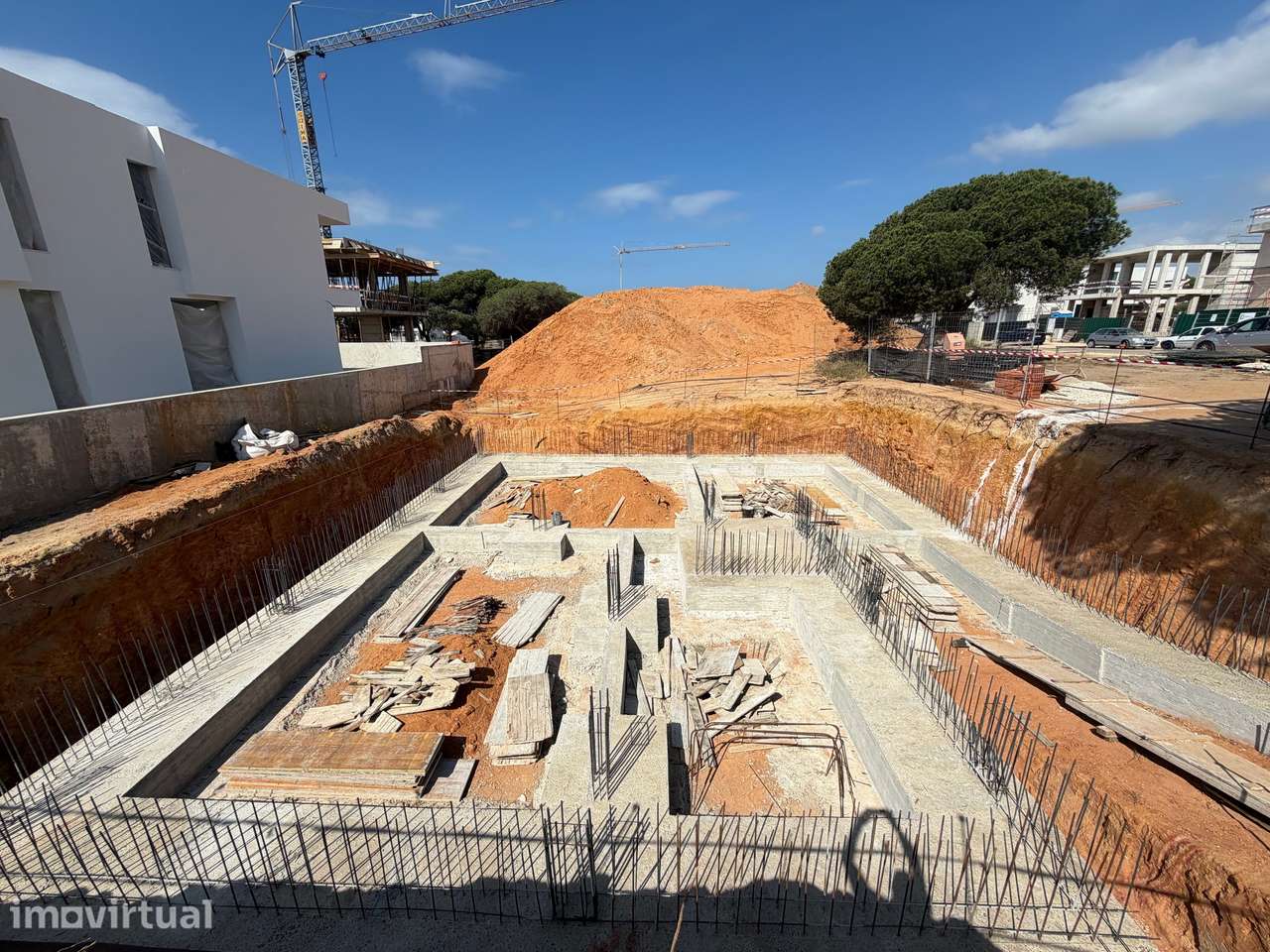V4 Isolada - Alma de Faro - Grande imagem: 3/7