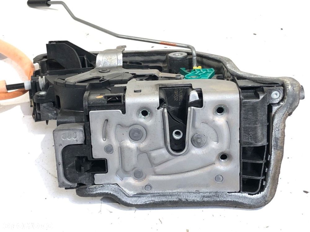 ZAMEK DRZWI PRAWY TYŁ  BMW 5 (G30, F90) 2016 - 2022 530 e Plug-in-Hybrid 135 kW [184 KM] Hybryda - 1