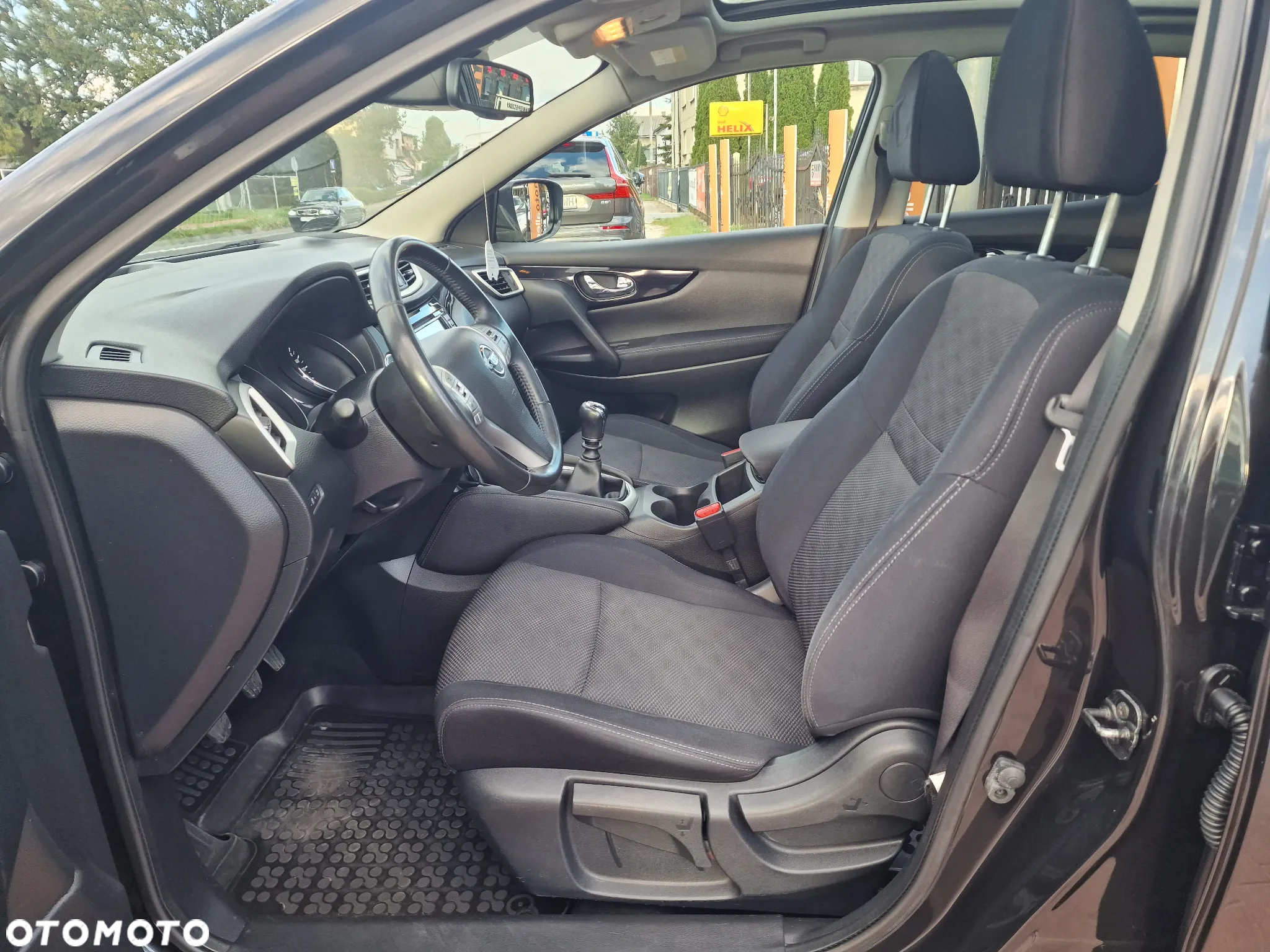 Nissan Qashqai 1.6 DIG-T N-Connecta - 14
