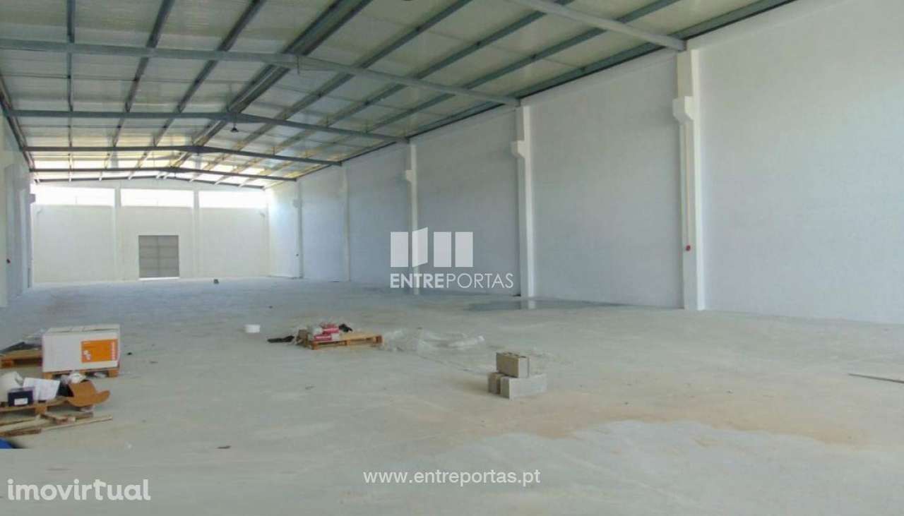 Venda de armazém Novo, Fragoso, Barcelos - Grande imagem: 2/30