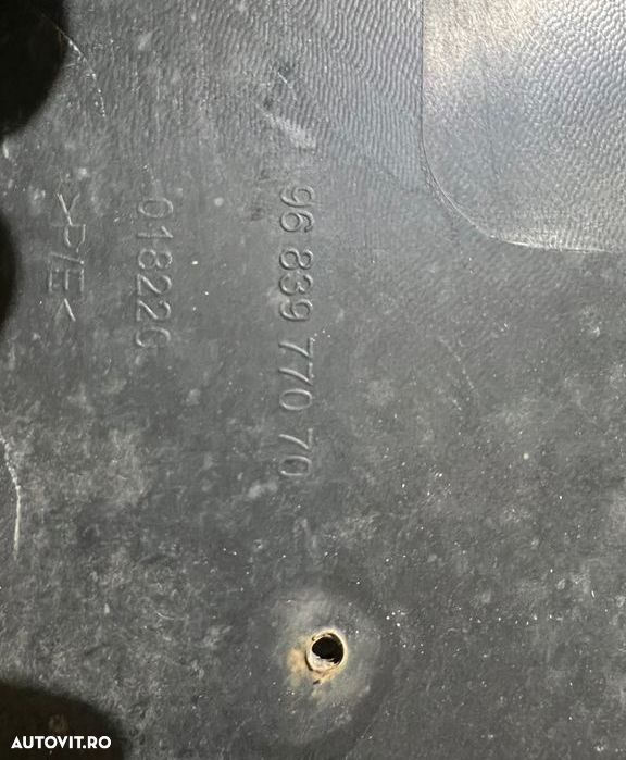 Bara spate Citroen C3, 2009, 2010, 2011, 2012, cod origine OE 9683977070. - 9