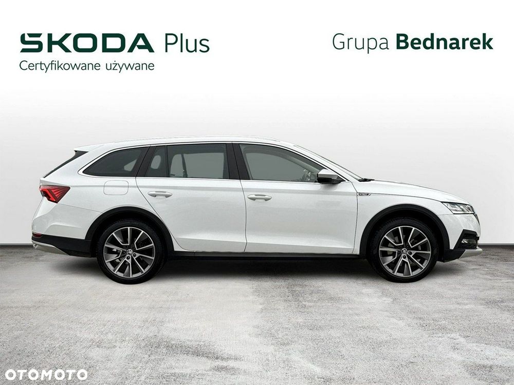 Skoda Octavia 2.0 TSI 4x4 Scout DSG - 6