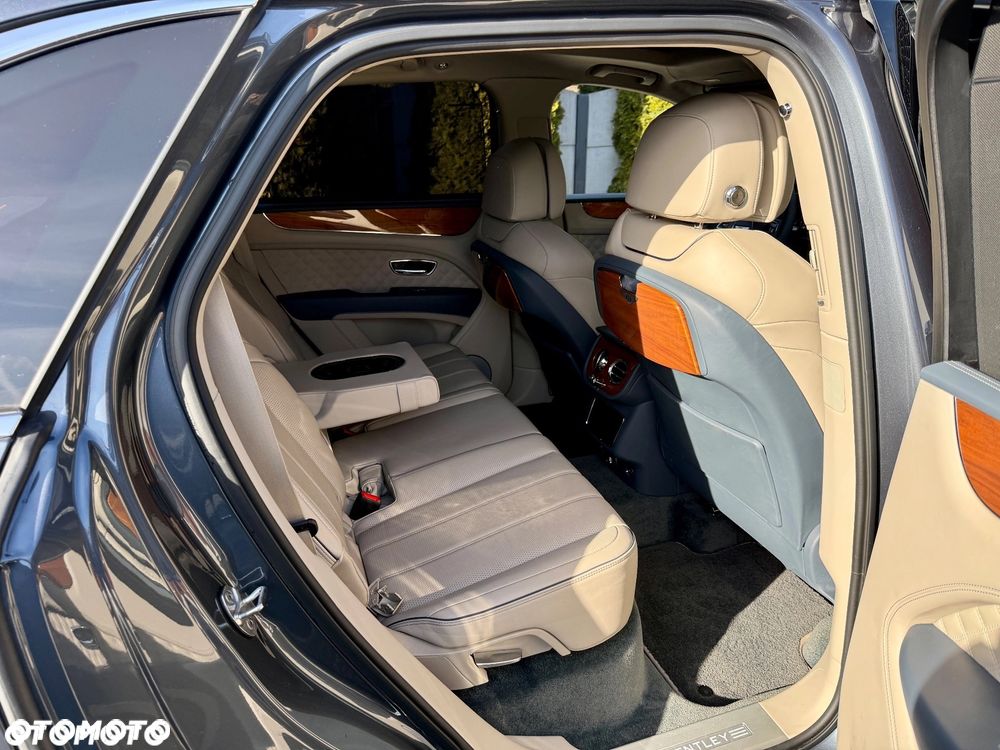 Bentley Bentayga - 21