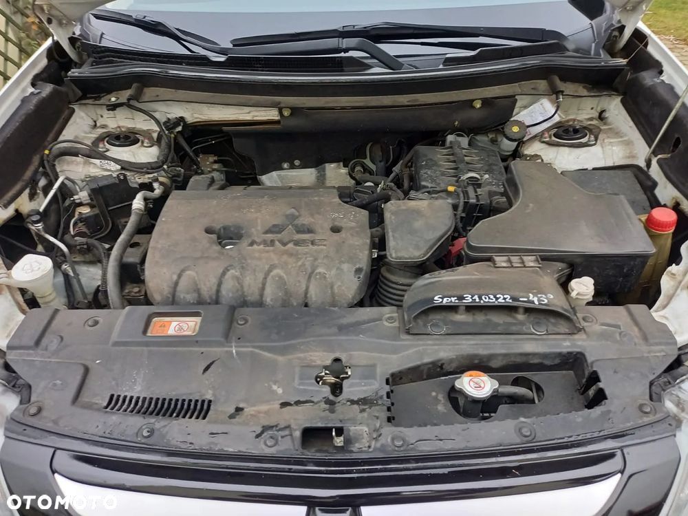 Mitsubishi Outlander 2.0 2WD - 8