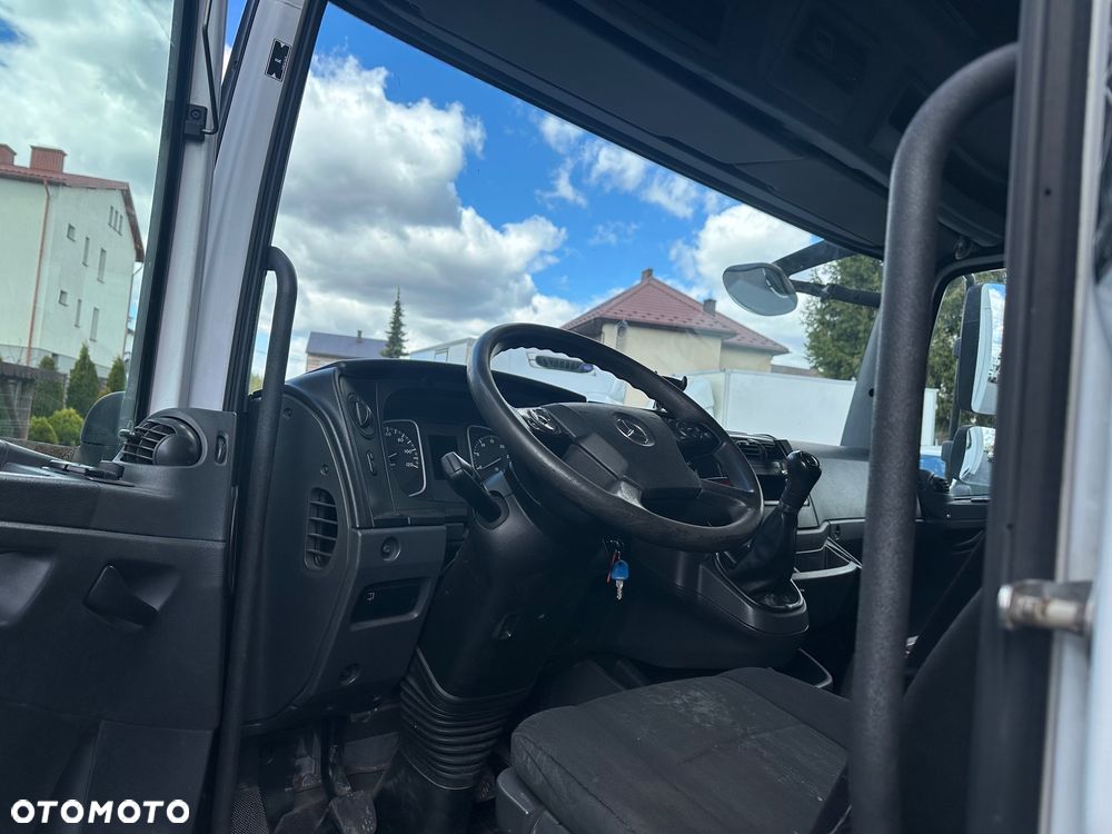Mercedes-Benz Atego 1218  Chłodnia + Winda 2015 r. - 6
