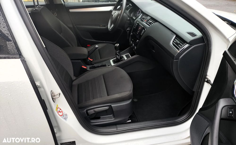 Skoda Octavia 2.0 TDI Style - 7
