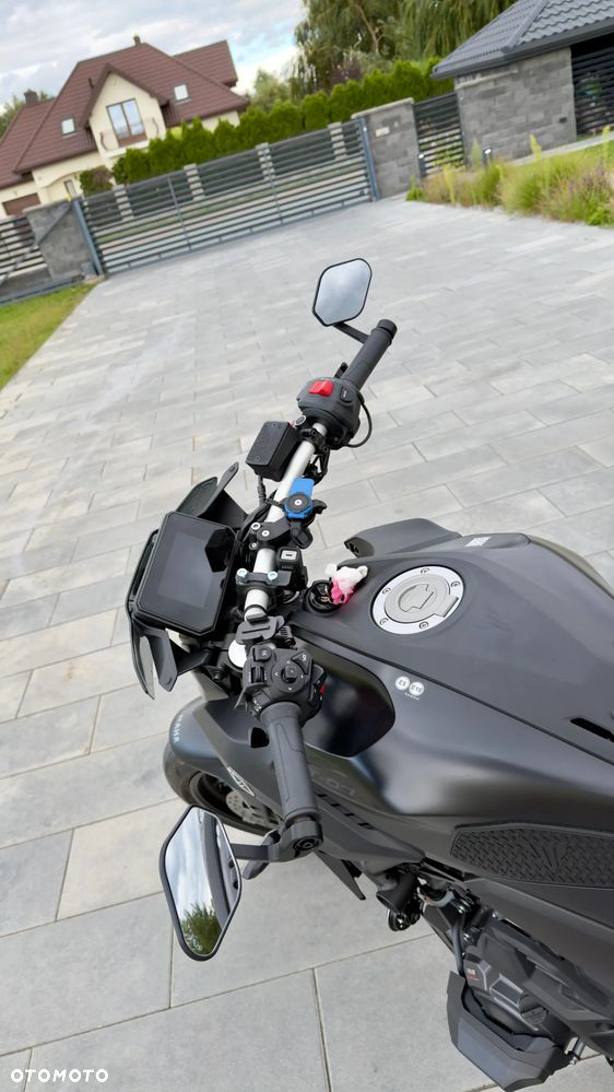 Yamaha MT - 6