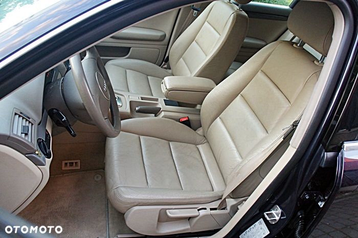 Audi A4 Limousine - 19