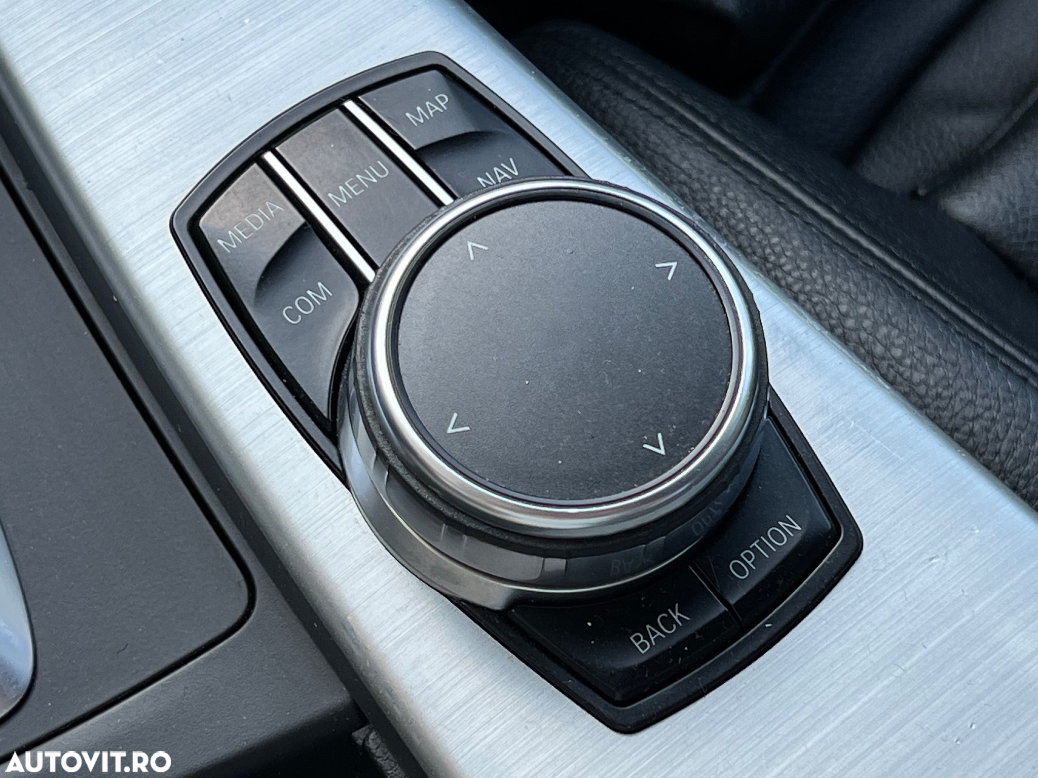 BMW Seria 3 330e AT PHEV - 23