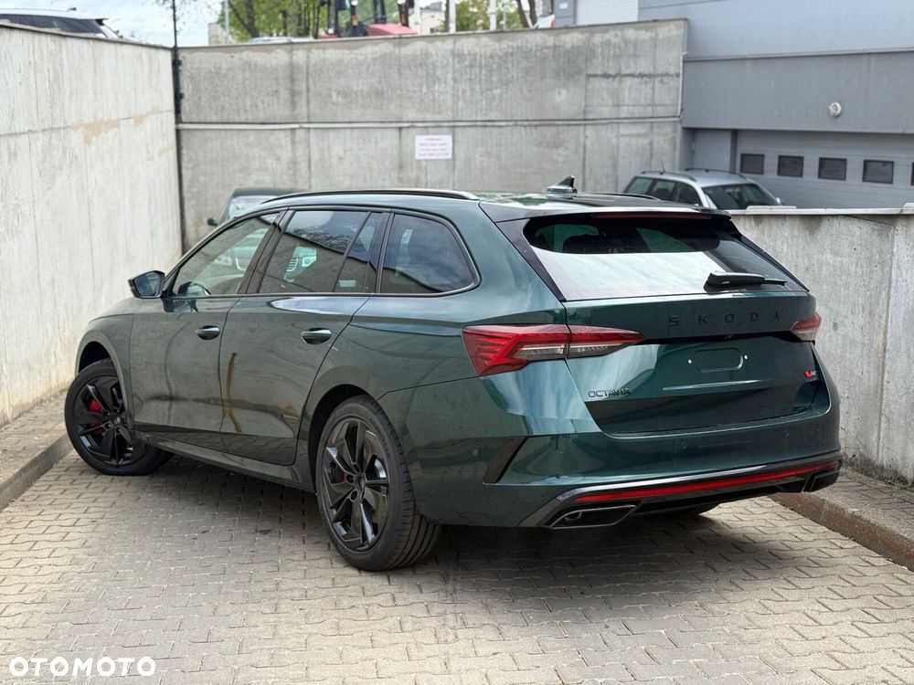 Skoda Octavia 2.0 TSI RS DSG - 8