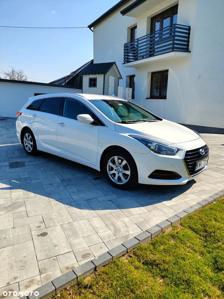 Hyundai i40 1.7 CRDi BlueDrive Comfort DCT - 1