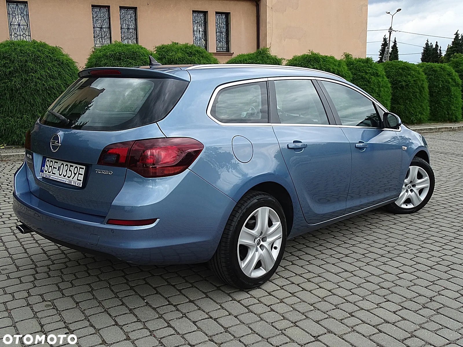 Opel Astra IV 1.4 T Cosmo - 4