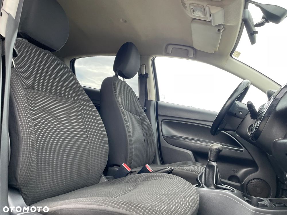Mitsubishi Space Star 1.2 Intense - 20