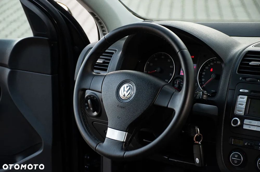 Volkswagen Golf 1.6 Tour Edition - 31