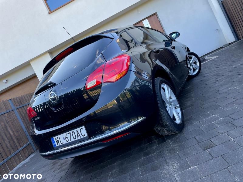 Opel Astra - 25
