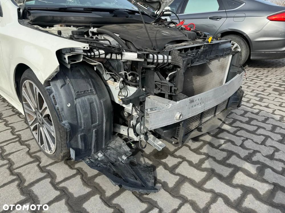 Mercedes-Benz CLA 250 7G-DCT - 22