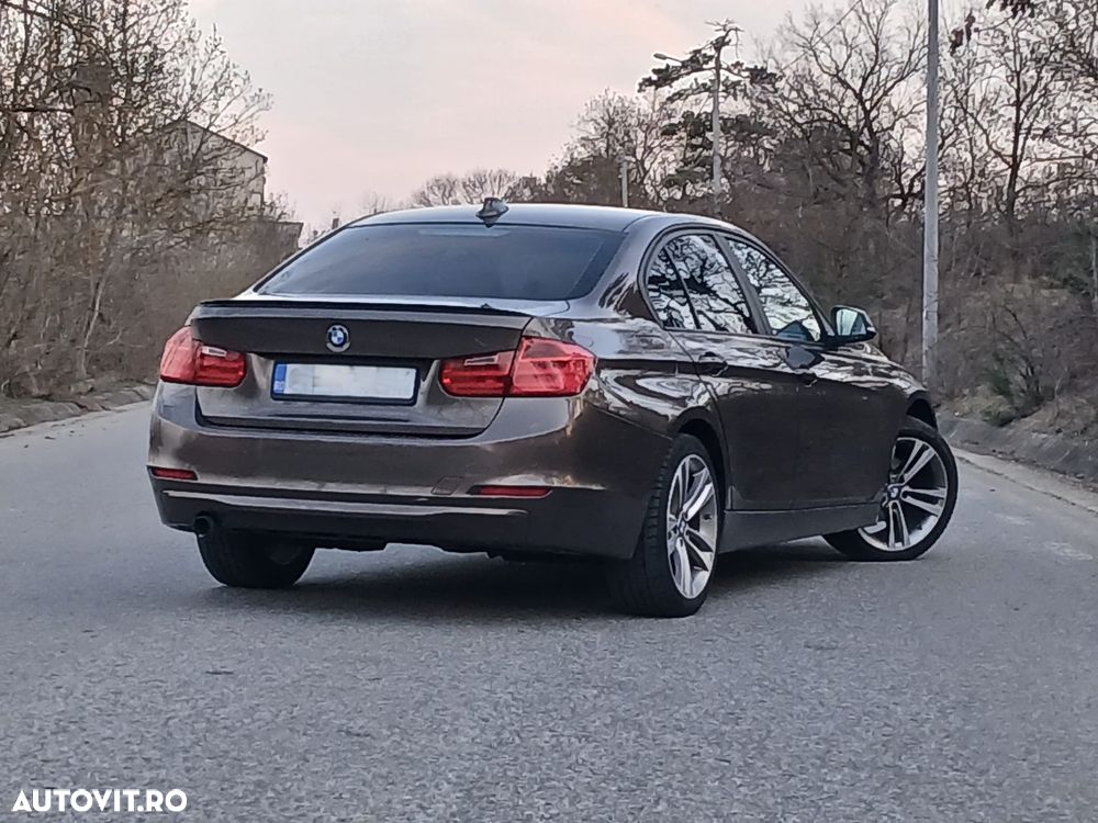 BMW Seria 3 320d - 5