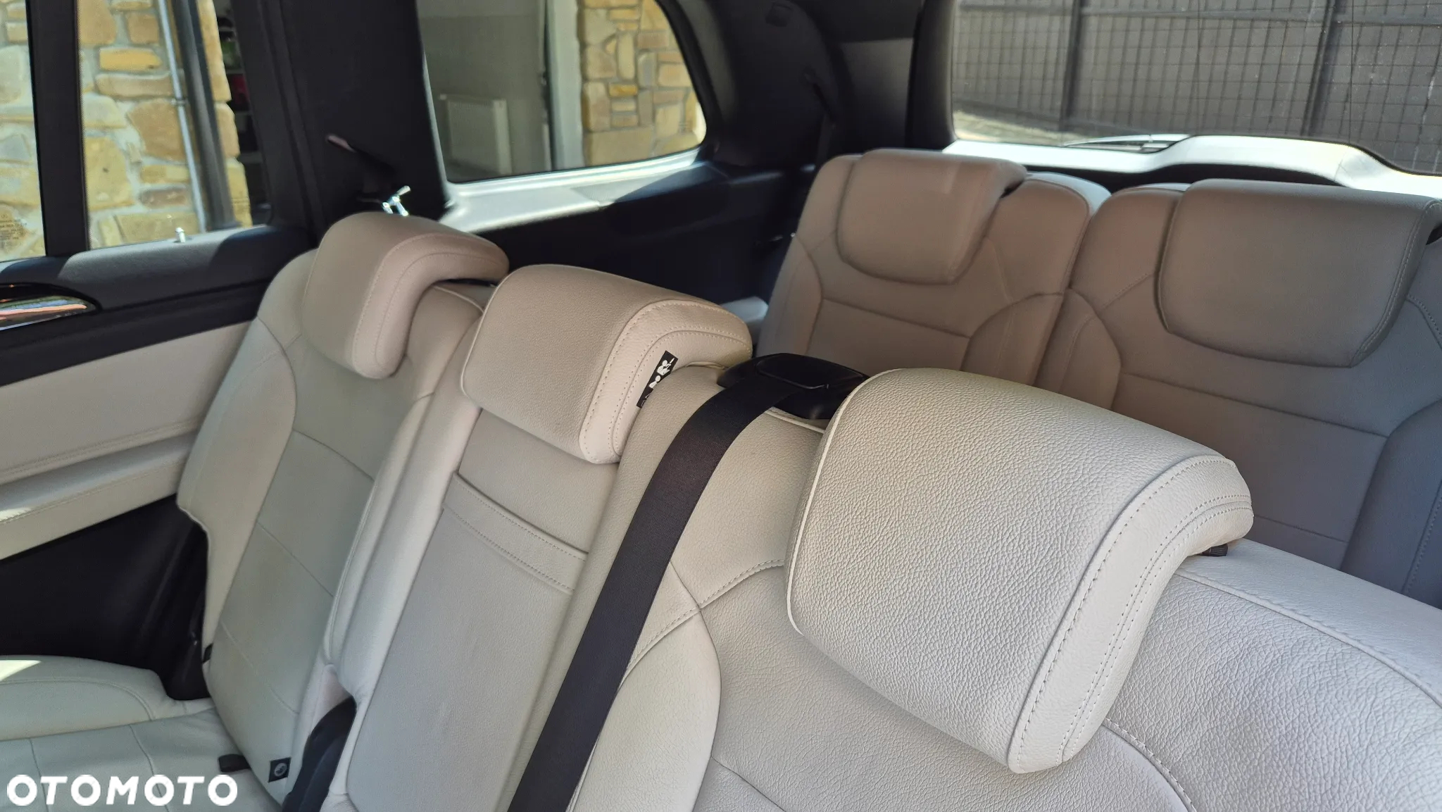 Mercedes-Benz GLS 350 d 4-Matic - 29