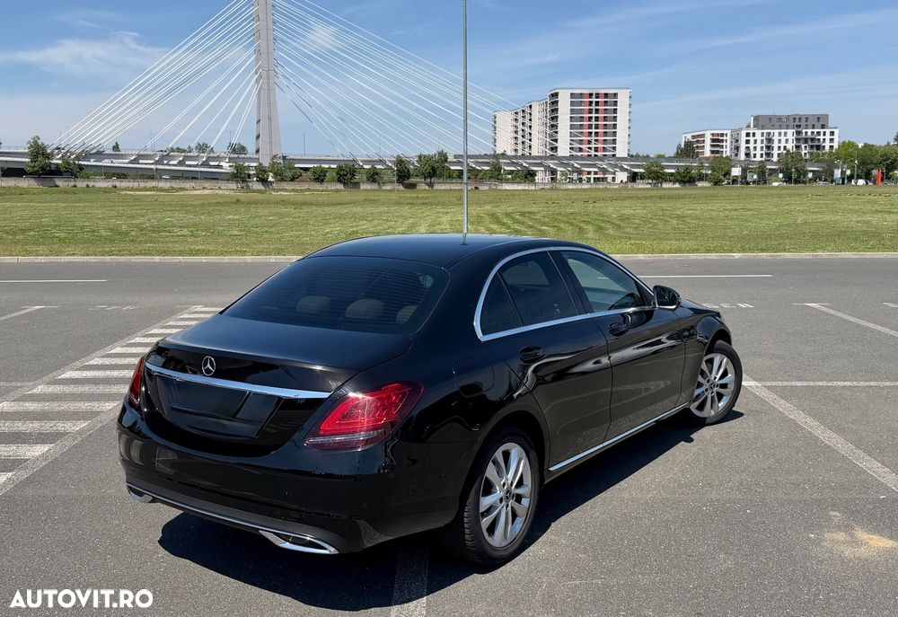 Mercedes-Benz C - 7