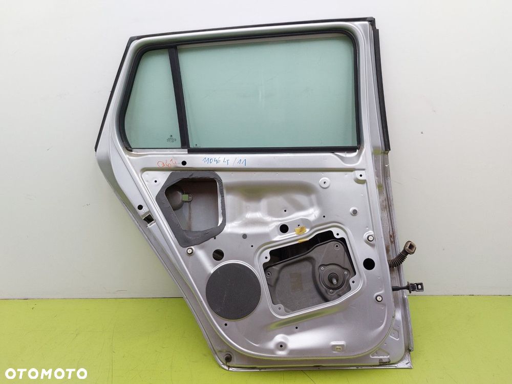 Drzwi tylne lewe tył SKODA FABIA II 2 LIFT 2010-2014 KOMBI LA7W SREBRNE - 13