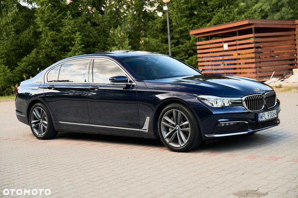 BMW Seria 7 740Li - 13