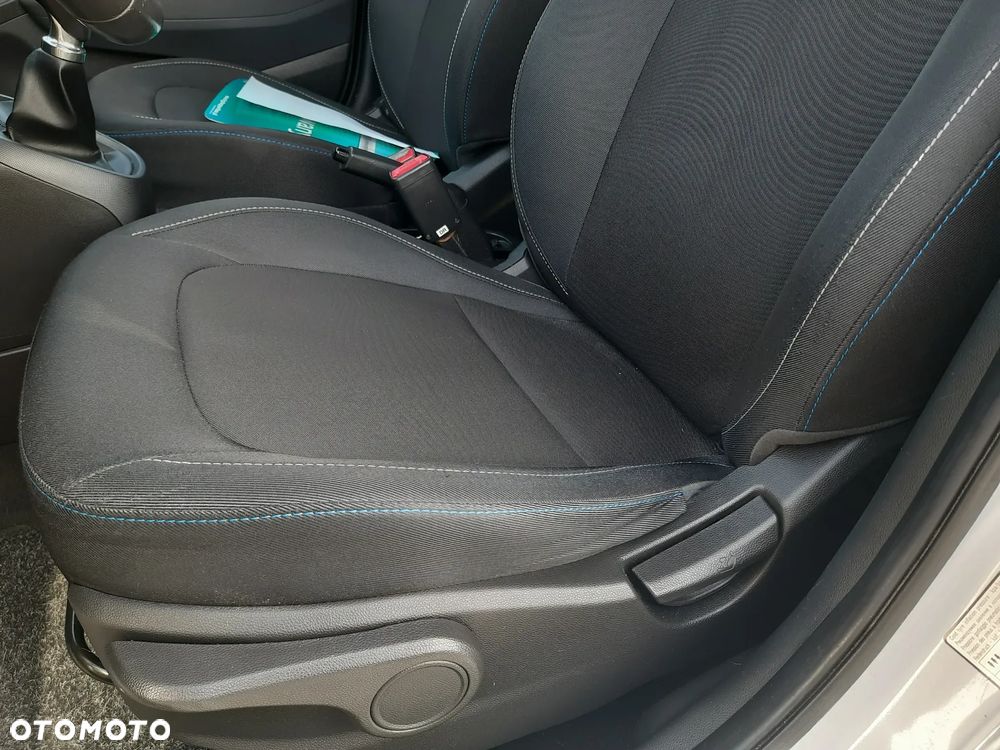 Hyundai i10 1.0 BlueDrive Comfort - 12
