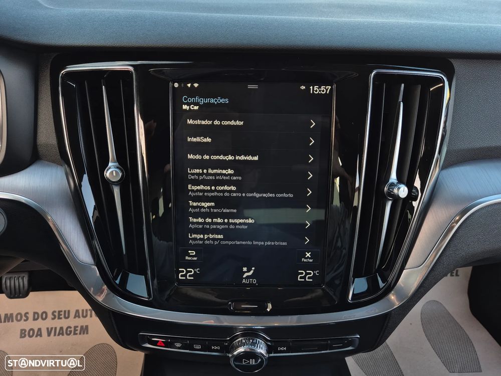 Volvo V60 2.0 D3 Momentum Plus - 13