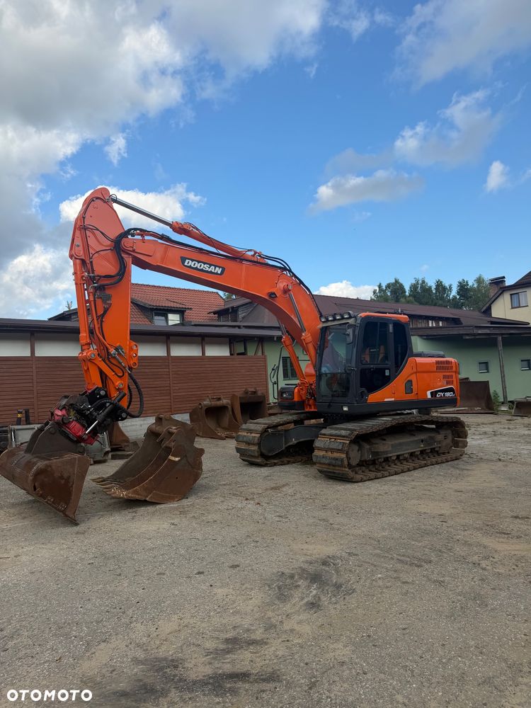 Doosan DX180LC - 1