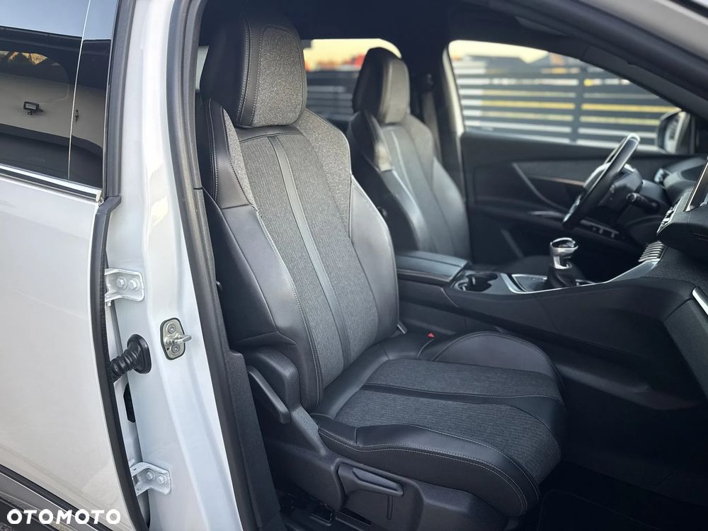 Peugeot 5008 1.2 PureTech GT S&S - 28